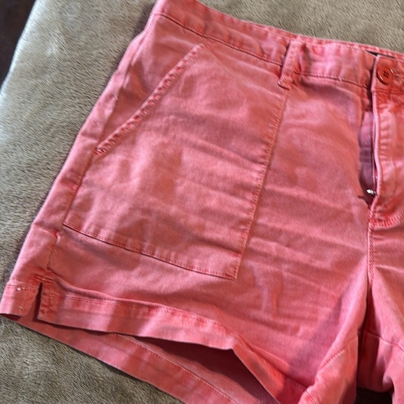 Sanctuary X Anthropologie Women's Cotton Salmon Colored‎ Shorts - Picture 4 of 13